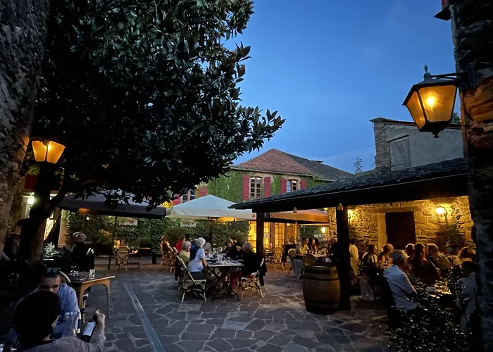 Les Magnolias Hotell Curvalle