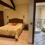 Les Magnolias فندق Curvalle